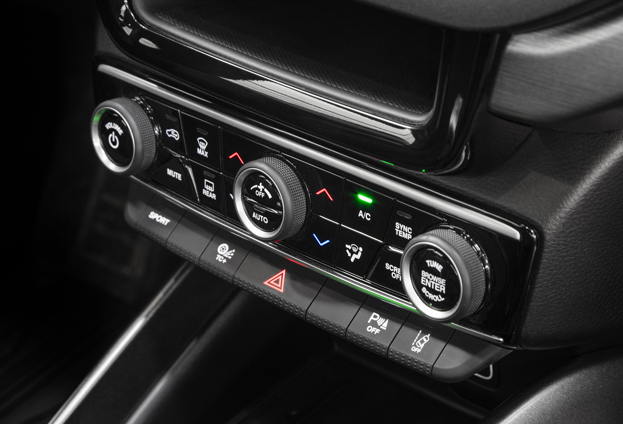 Fiat_Toro-interior03